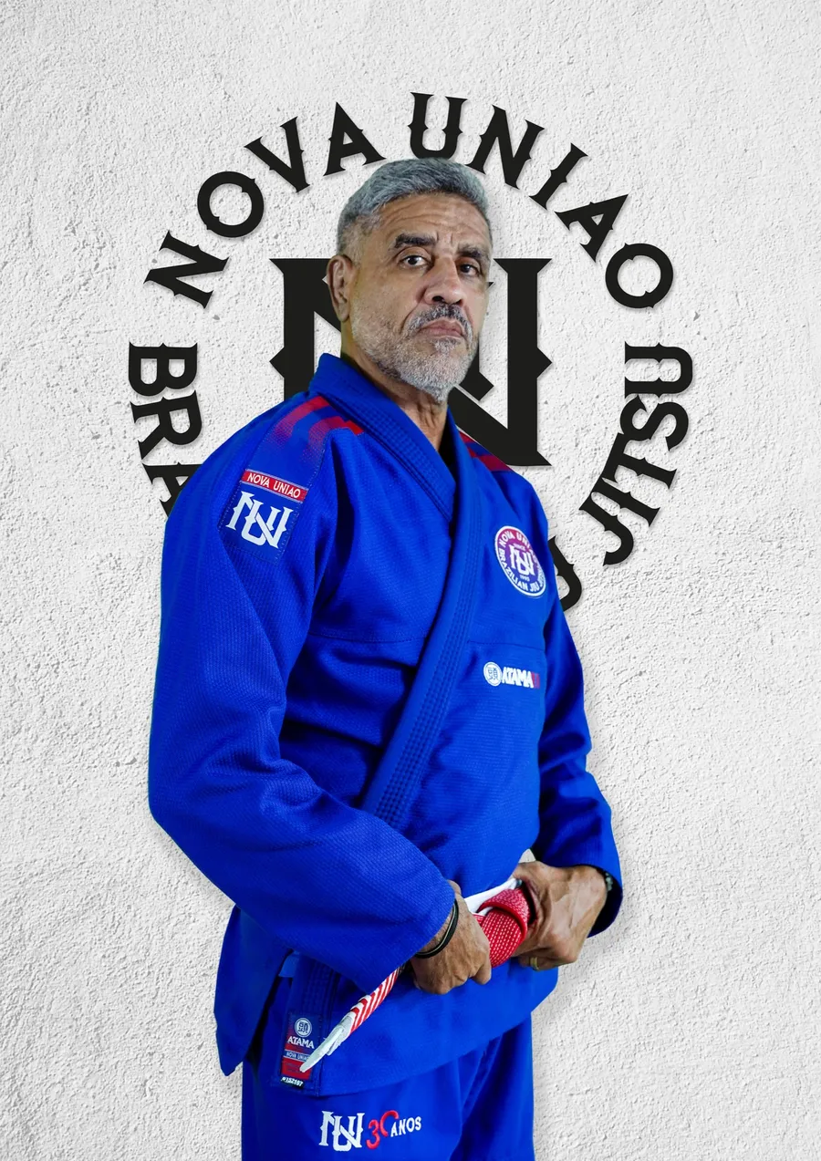 Wendell Alexander («Dell»), cofundador de la Nova União, con gi azul y cinturón coral